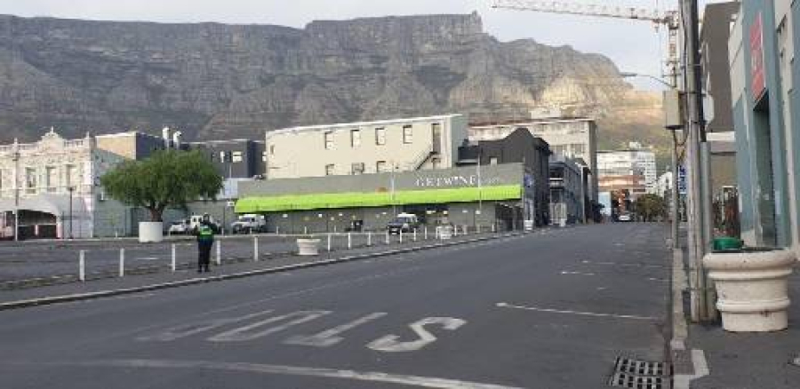 Empty streets (4)